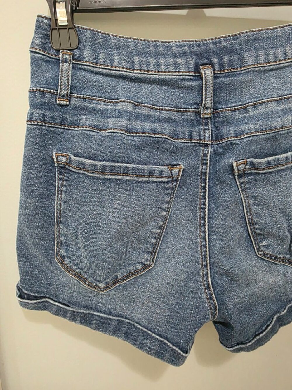 Refuge High-Rise Button Fly Jean Shorts – Size 4, Blue Denim - Picture 8 of 10